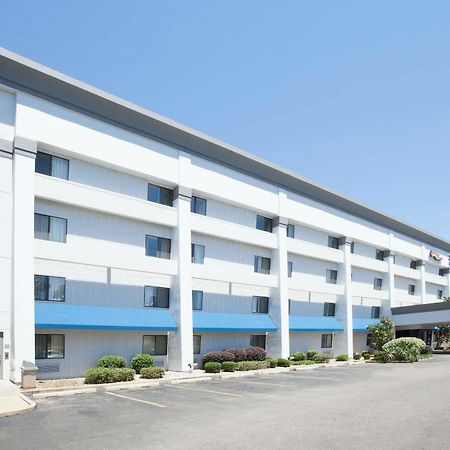 Baymont By Wyndham Texarkana Εξωτερικό φωτογραφία